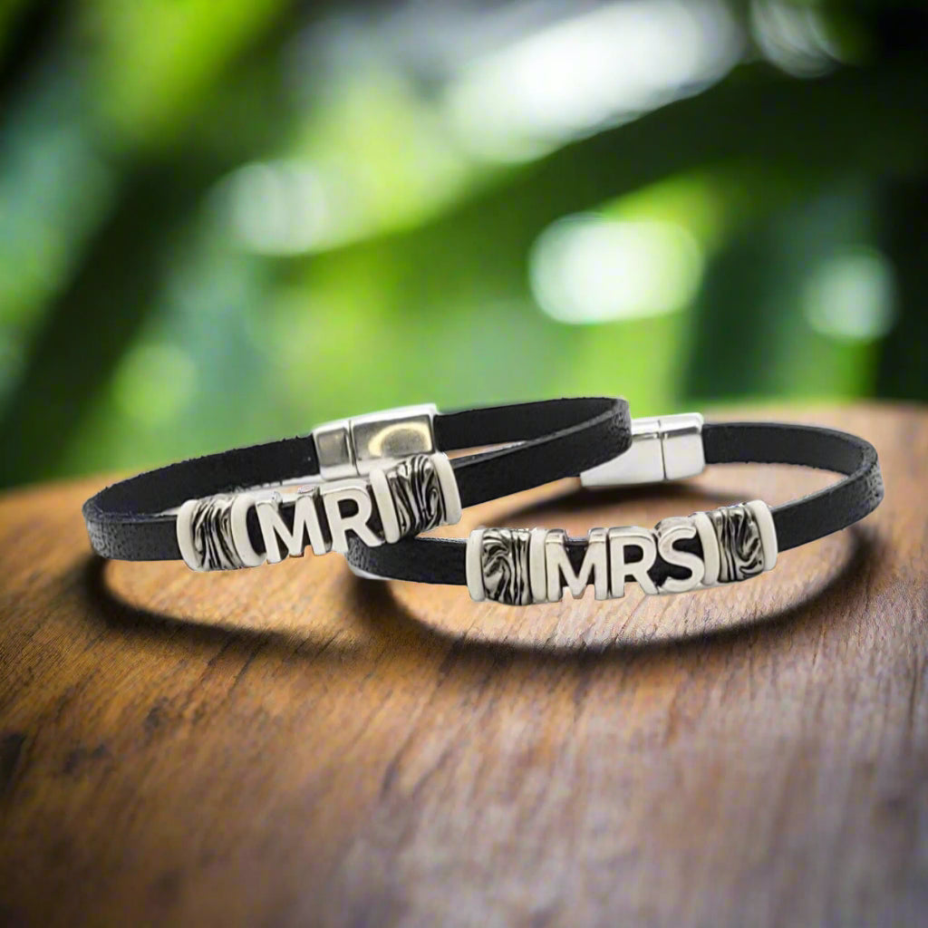 MR & MRS Single Bar -Dua* REPLACE PICTURE WITH NO BANDS