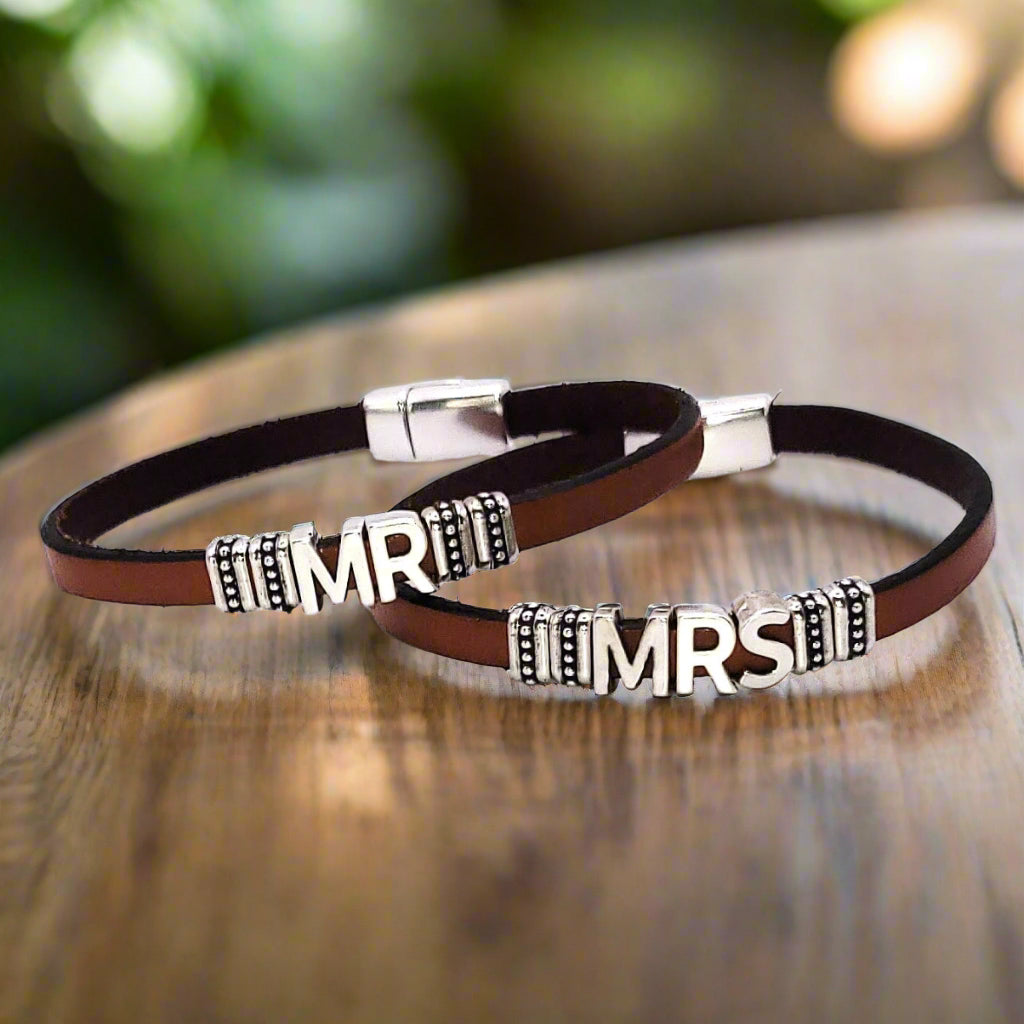 MR & MRS Double Small Accents - Dua*